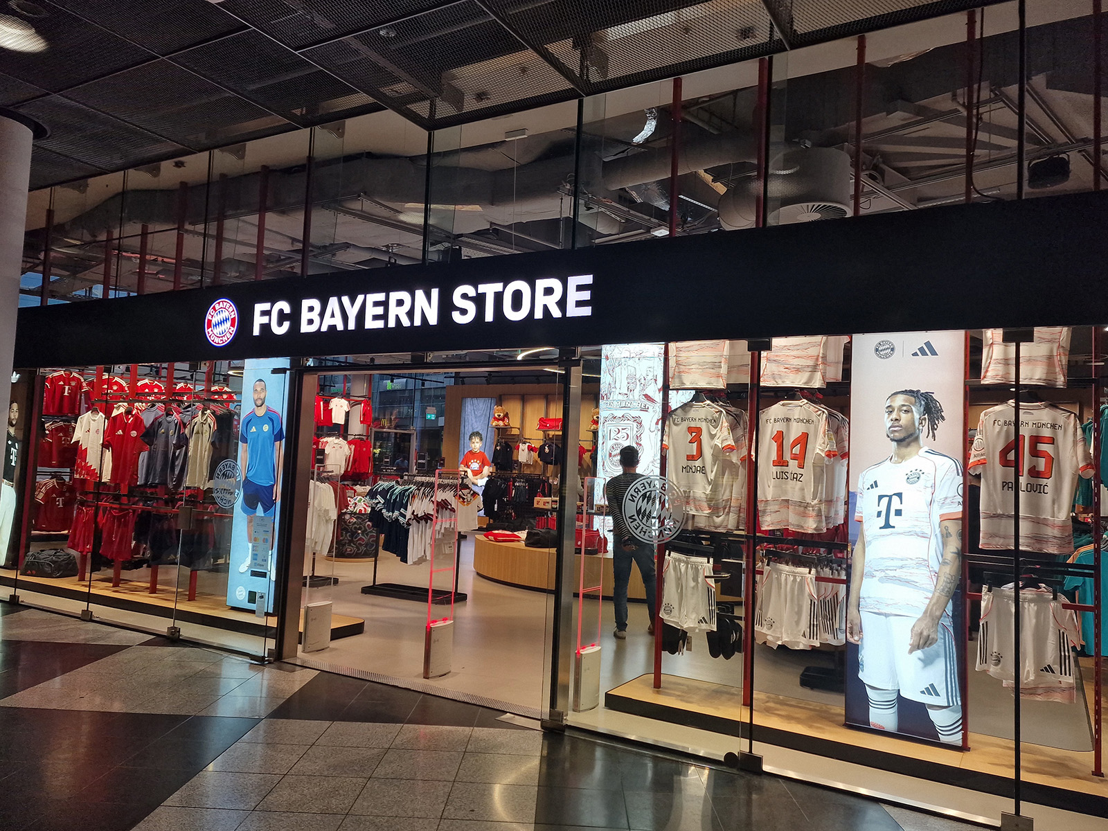 FC Bayern store in Terminal 1 at Munich Airport