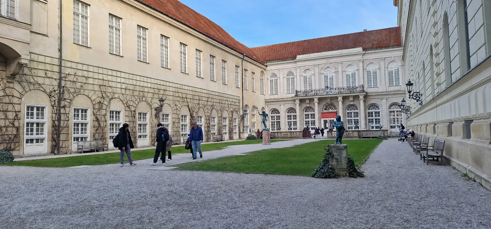 Residenz courtyard garden in Munich