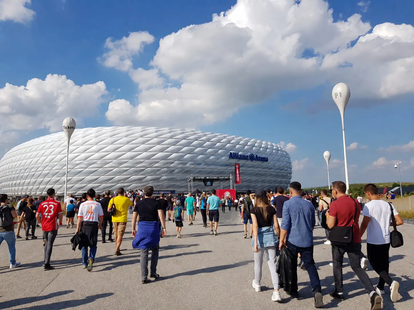 Crowd walking toward Allianz Arena on a matchday