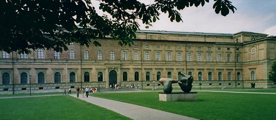 Alte Pinakothek Munich exterior
