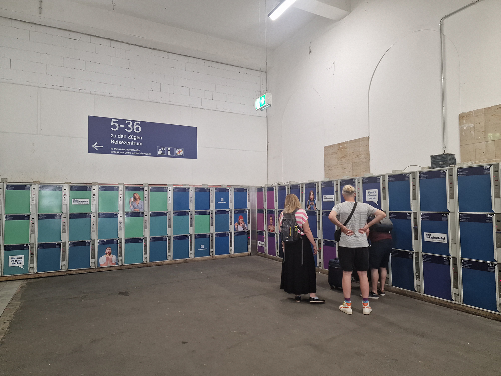 Munich Hauptbahnhof lockers near south entrance, temporary location