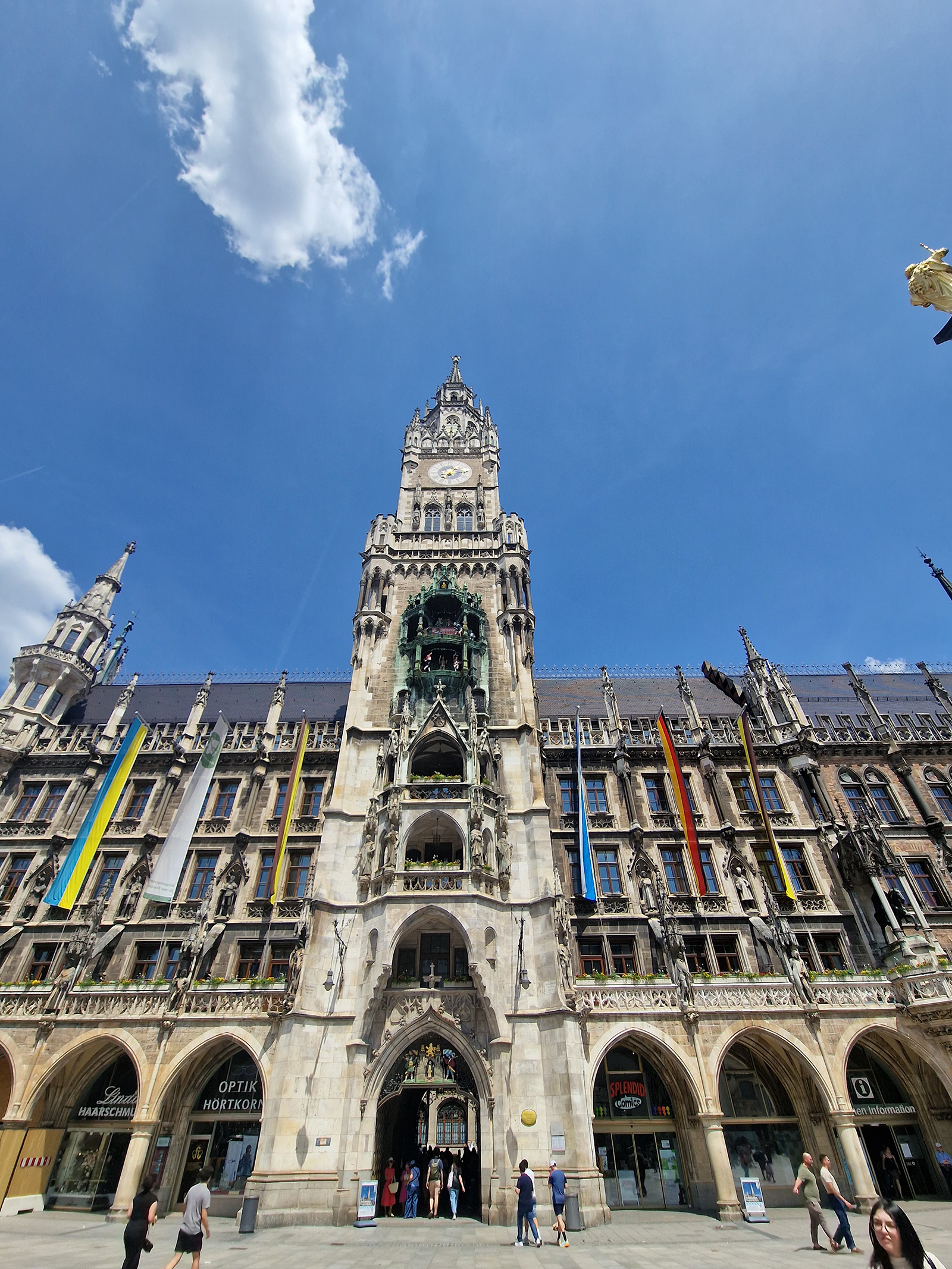 Munich New Town Hall at Marienplatz