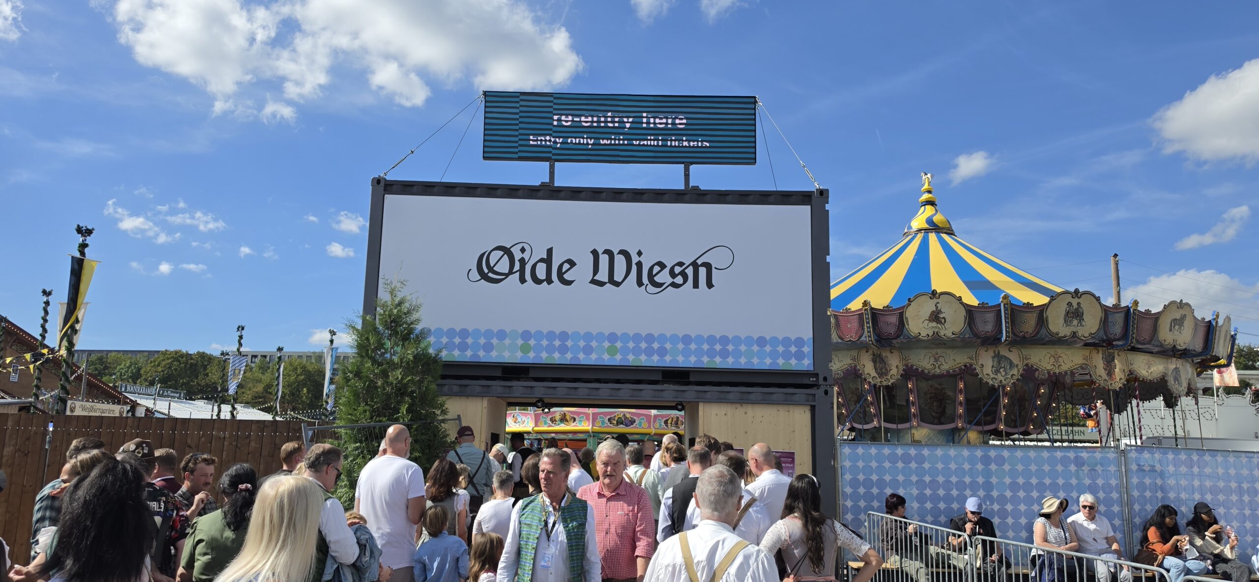 Entrance to the Oide Wiesn at Munich Oktoberfest